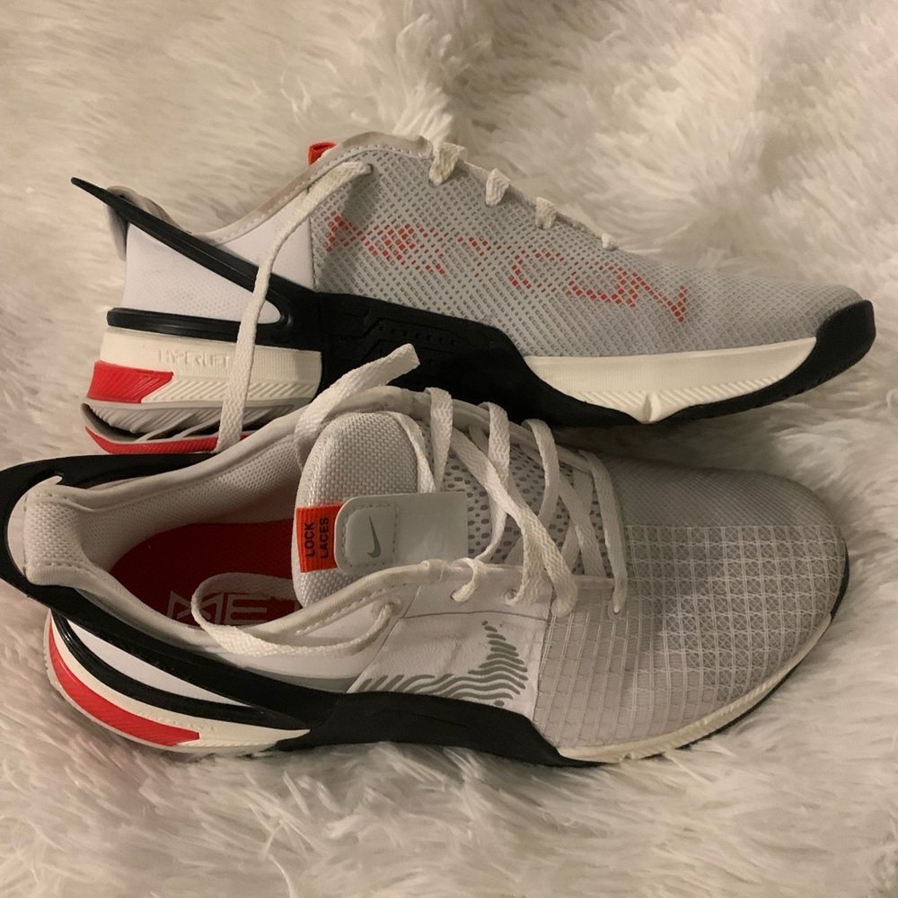 Nike White Sneakers with Orangish/Red Detail